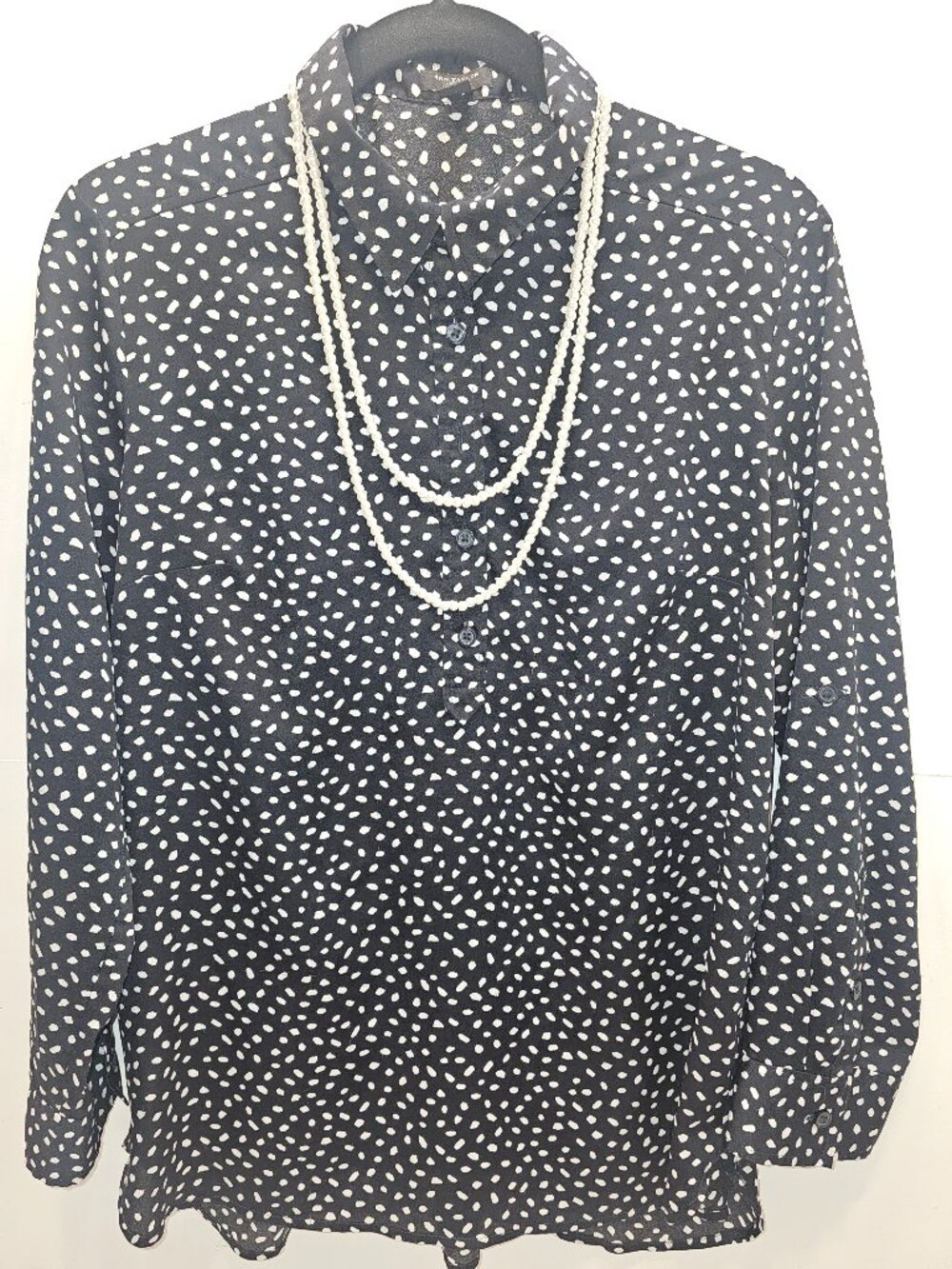 Ann Tylor/ 10-P/Black with white dots